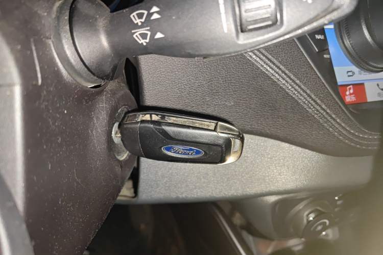 Used Ford Escort 2017 Happiness Edition 1.5L Automatic Fashion Version
