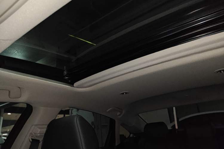 Used Honda Inspire 2025 260TURBO Elite Edition Headliner