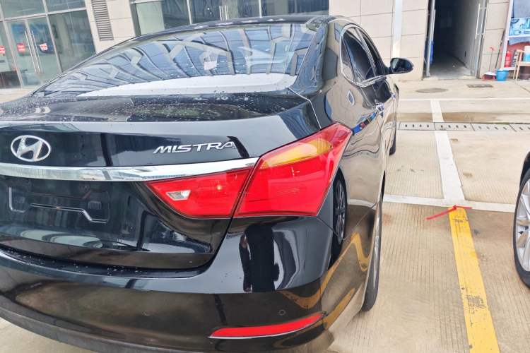 Used Hyundai Mistra 2014 1.8L Automatic Smart GLS Exterior 3