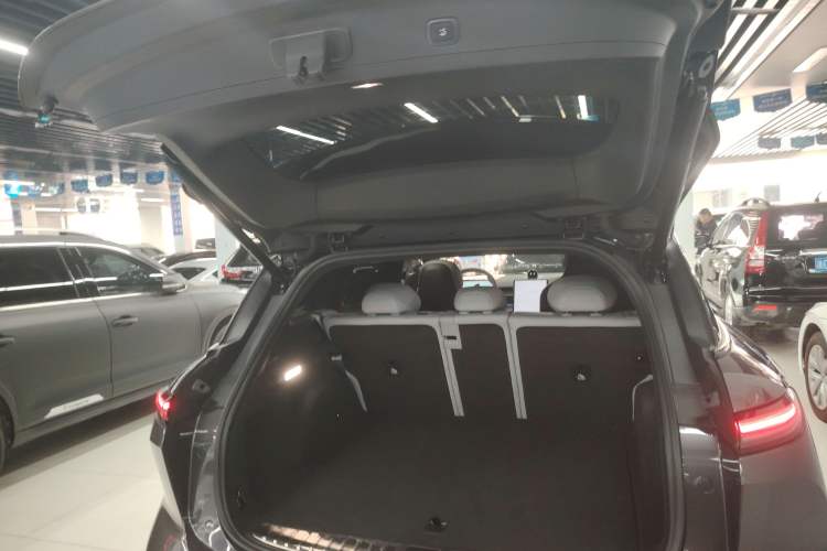 Used Nio ES6 2024 75 kWh Trunk