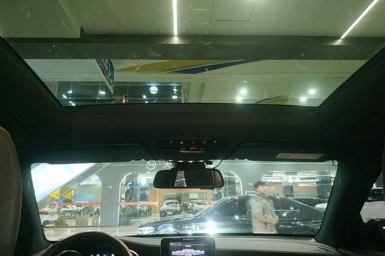 Used Mercedes-Benz GLC 2017 GLC 260 4MATIC Dynamic Edition