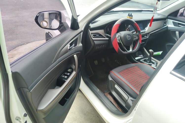 Used Changan CS35PLUS 2018 1.6L Manual Cool Edition China V Standard