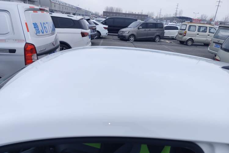 Used Roewe Clever 2021 302 km New Four-Seater Super-Efficient Version