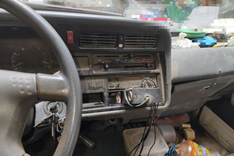 Used Jinbei Hiace 2011 2.0L 5th Generation Power King Comfort Version 4G20D4B Audio And AC Panel