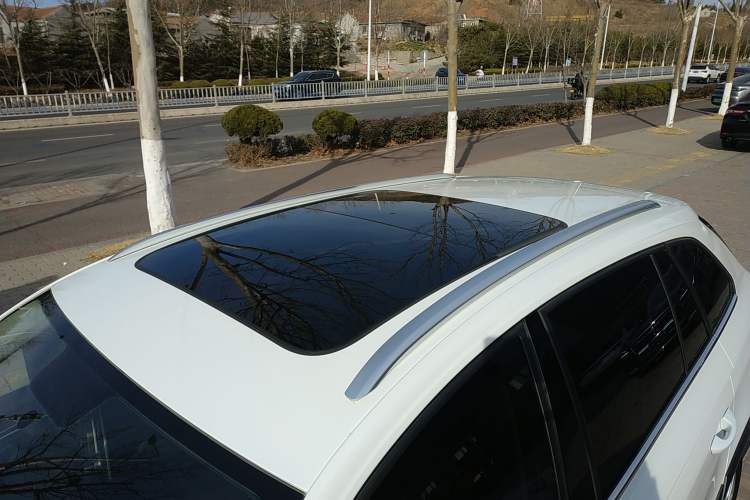 Used Volkswagen C-TREK 2018 1.5L Automatic Comfort Model Roof