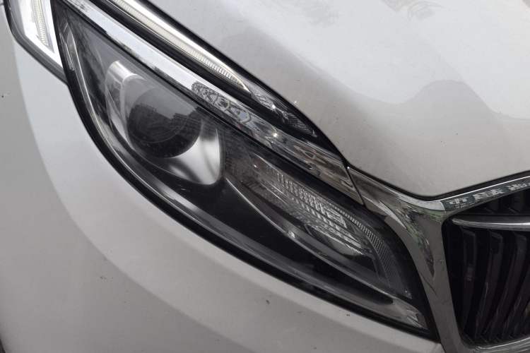 Used Buick GL8 2017 ES 28T Comfort Model China V Standard