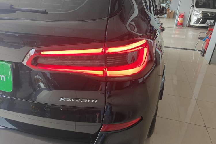 Used BMW X5 2019 xDrive30i M Sport Package
