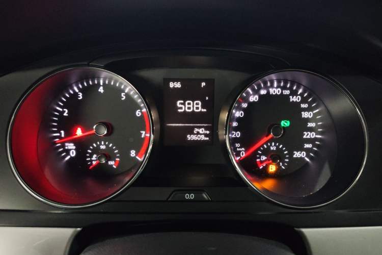 Used Volkswagen Lamando 2015 230TSI DSG Fashion Edition