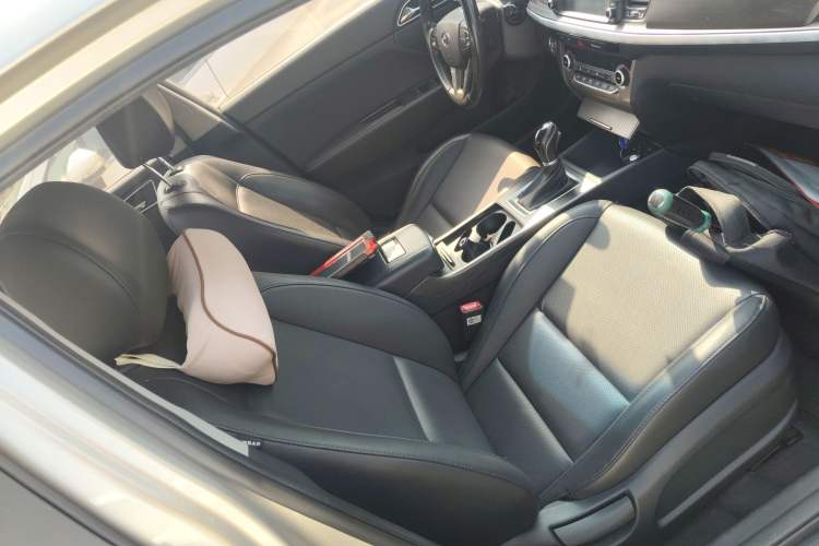 Used Hyundai Mistra 2017 1.8L Automatic Deluxe DLX Model China V Emission Standard Right Front Seat