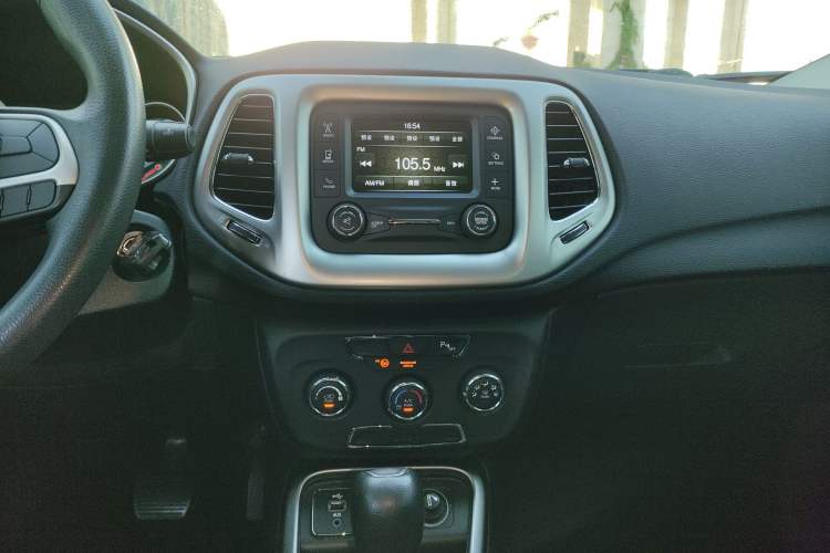 Used Jeep Compass 2017 200T Automatic Comfort Edition