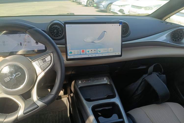 Used BYD Dolphin 2025 Intelligent Driving Version 520km Range Knight Edition