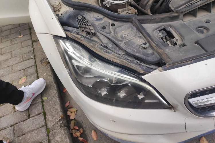 Used Mercedes-Benz CLS 2016 CLS 260 Elegant Edition Right Front Headlight