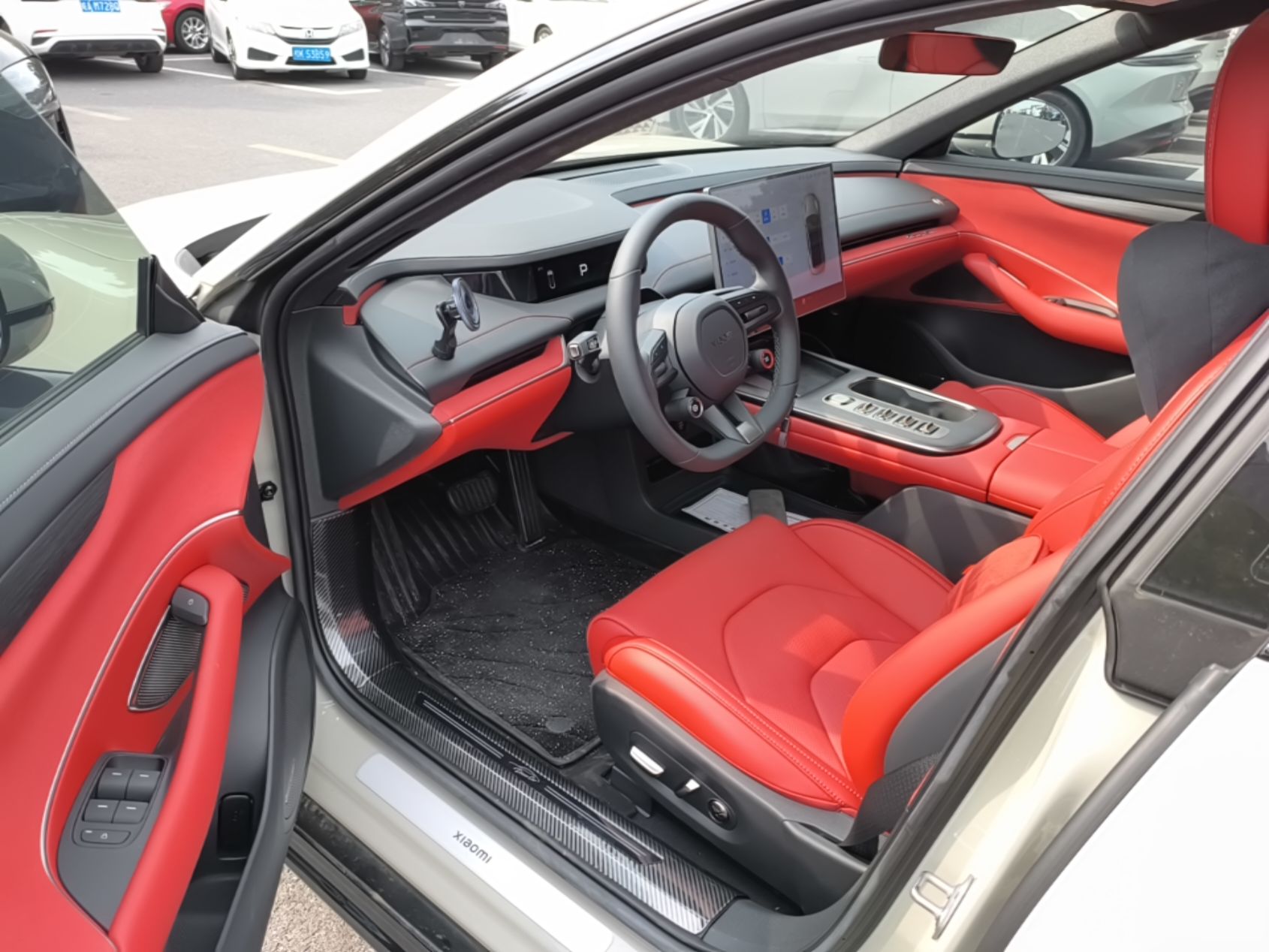 Xiaomi Auto SU7 2024 Rear-Drive Ultra-Long Range Advanced Pro-Level Intelligent Driving Version — снимка 18