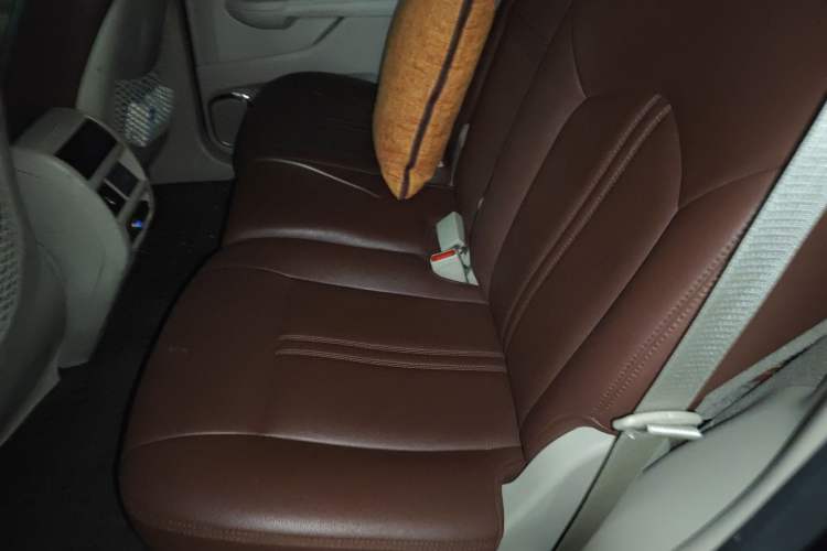 Used Cadillac SRX 2011 3.0L Luxury Model