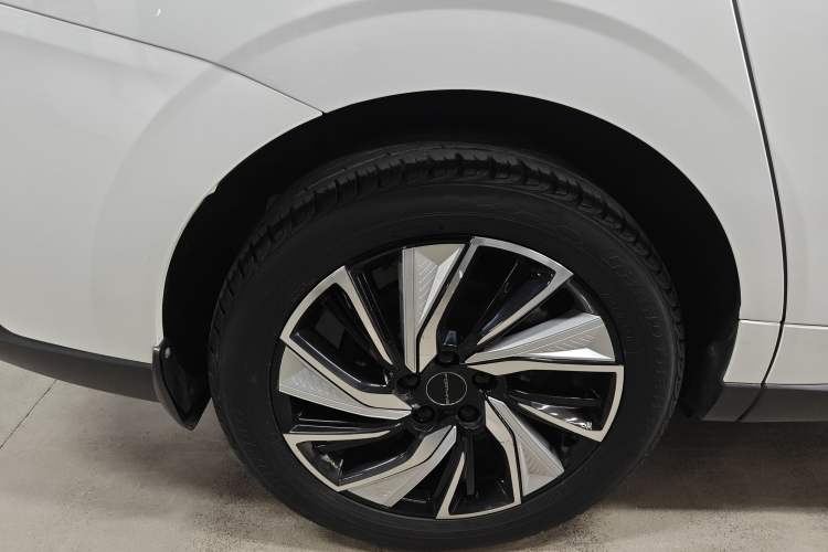 Used FORTHING Yacht 2022 1.5T DCT Chasing-the-Waves Edition
