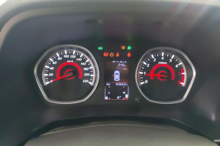 Used Soueast DX3 2018 1.5L Manual Luxury Model