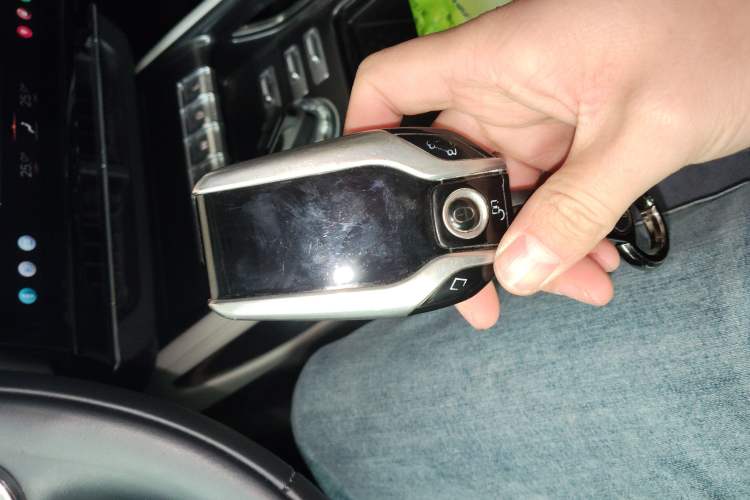 Used Lincoln Nautilus 2023 2.0T All-Wheel-Drive Zunrui Hybrid Version
