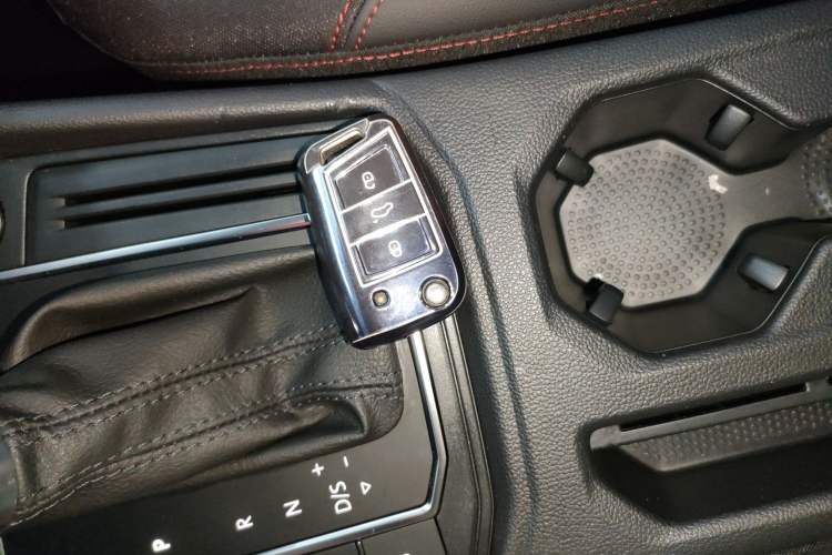 Used Volkswagen Lavida 2024 300TSI DSG Starry Sky Deluxe Edition Vehicle Key