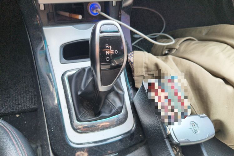 Used BYD e5 2016 300 Luxury Edition Gear Lever