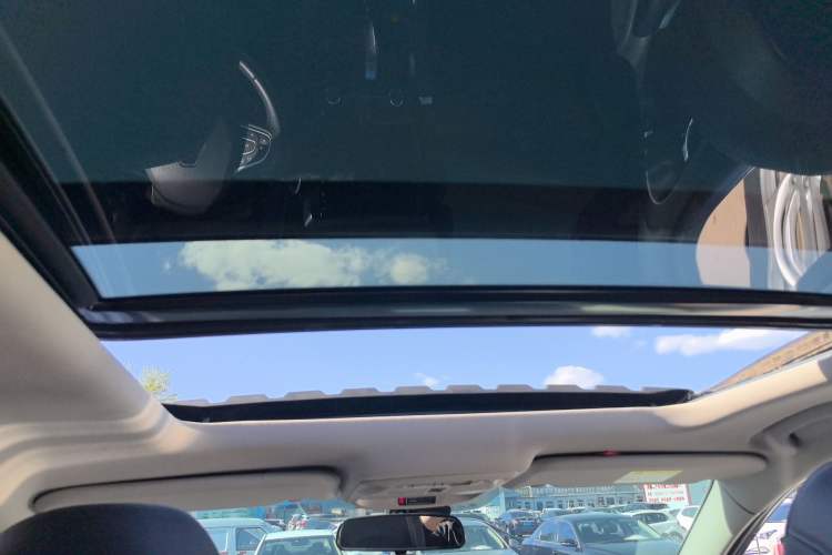 Used Renault Kadjar 2017 2.0L Two-Wheel-Drive Leading Edition
