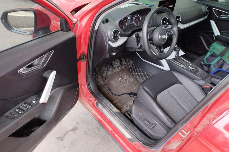 Used Audi Q2L 2018 35 TFSI Fashionable & Elegant Version China VI Emission Standard
