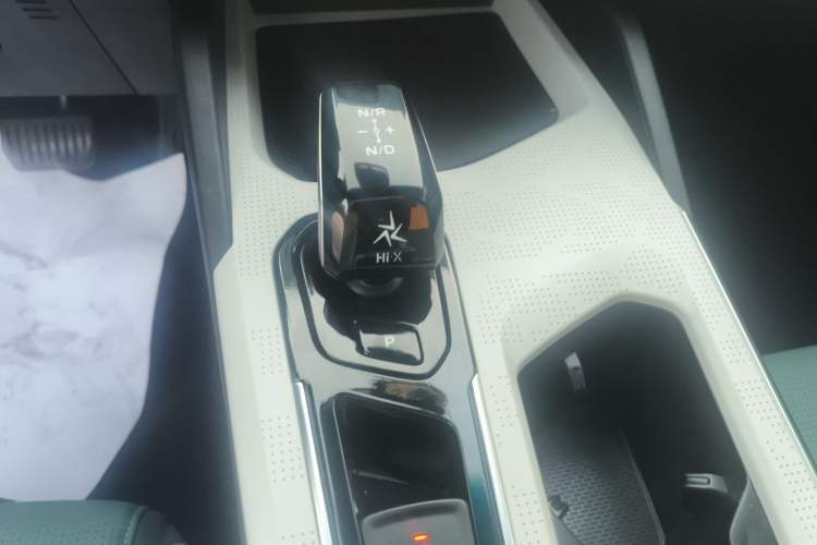 Used Geely Auto Emgrand L HiP 2022 1.5TD-DHT Pro 100KM Super Rui Gear Lever
