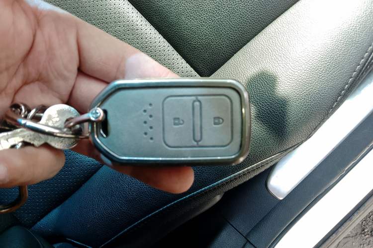 Used Honda Crosstour 2014 2.4L Luxury Navigation Edition
