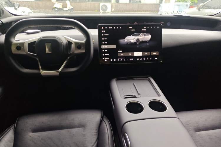 Used Avatr 07 2024 Pro+ Range-Extended Edition Center Console