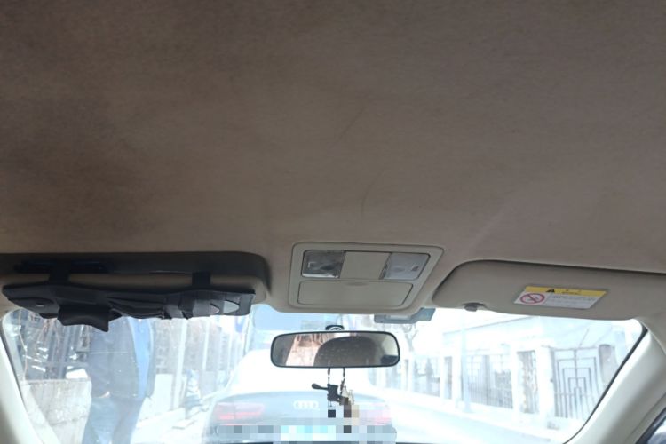 Used Nissan Sylphy 2012 Classic 1.6XE Manual Comfort Edition Headliner