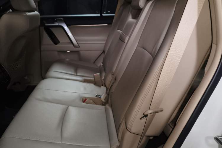 Used Toyota Prado 2018 3.5L Automatic TX-L with Rear-Mounted Spare Tire
