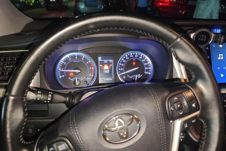 Used Toyota Highlander 2018 2.0T Four-Wheel Drive Prestige Version 7 Seats China VI Standard