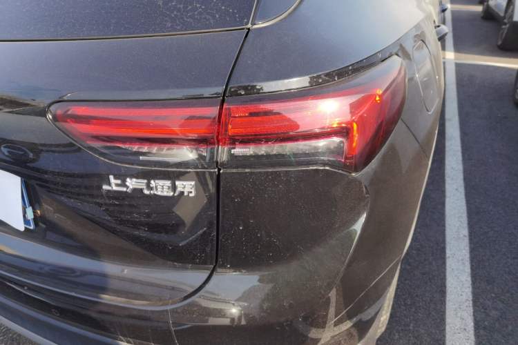 Used Buick Envision 2022 Facelift Encore S 652T Two-Wheel-Drive Luxury Model
