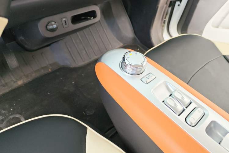 Used CHANGAN NEVO Lumin 2025 301km Honey Dew Edition