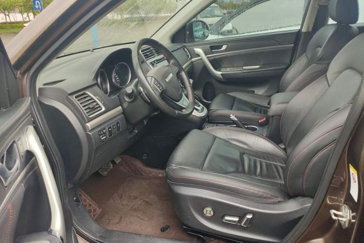 Used Haval H6 2015 Sport Edition 1.5T Automatic Two-Wheel Drive Luxury Model