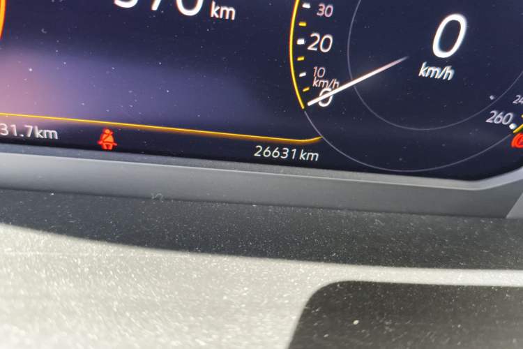 Used Volkswagen Magotan 2021 330TSI DSG 30th Anniversary Edition Odometer Close Up