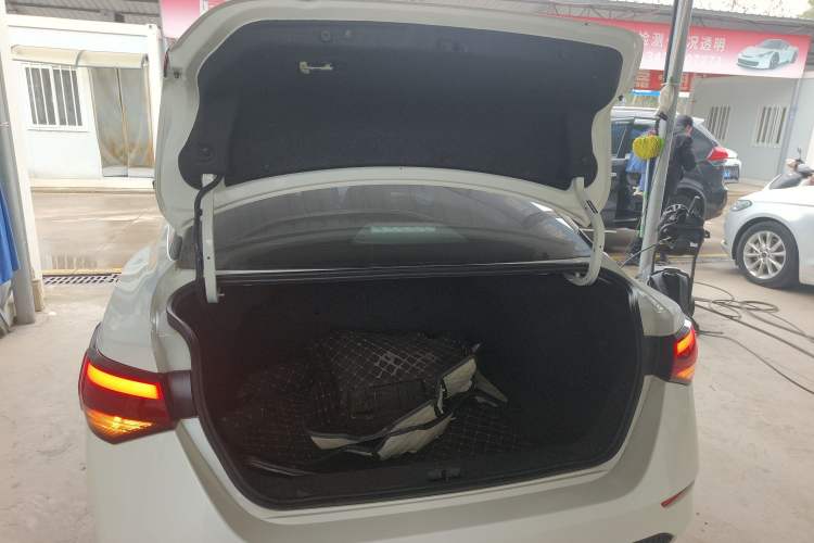 Used Nissan Sylphy 2022 1.6L XL CVT Enjoyment Edition Trunk