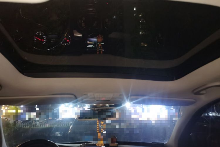 Used Mercedes-Benz C-Class 2017 C 200 L Sport Edition Headliner