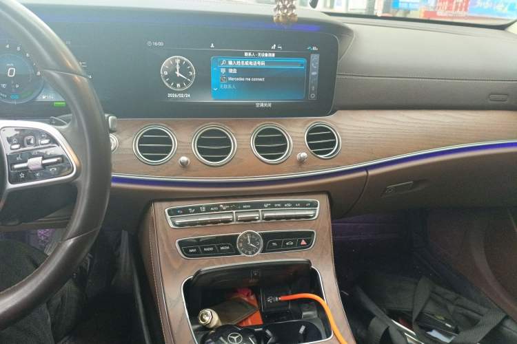 Used Mercedes-Benz E-Class 2019 E 260 L
