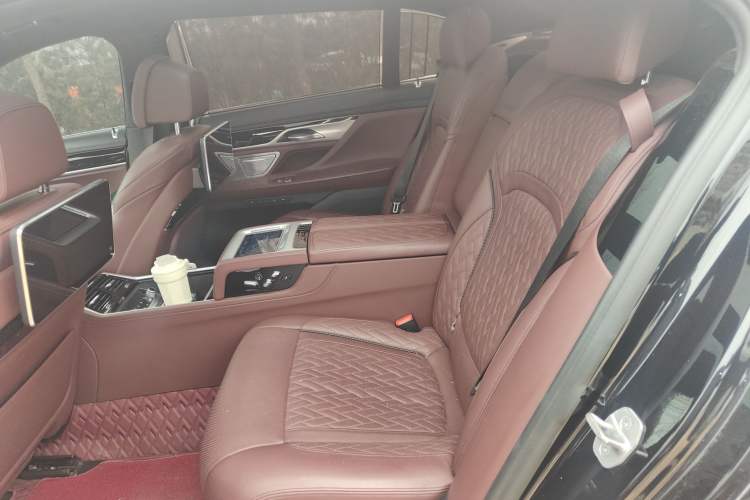 Used BMW 7 Series 2021 740Li xDrive Executive M Sport Package
