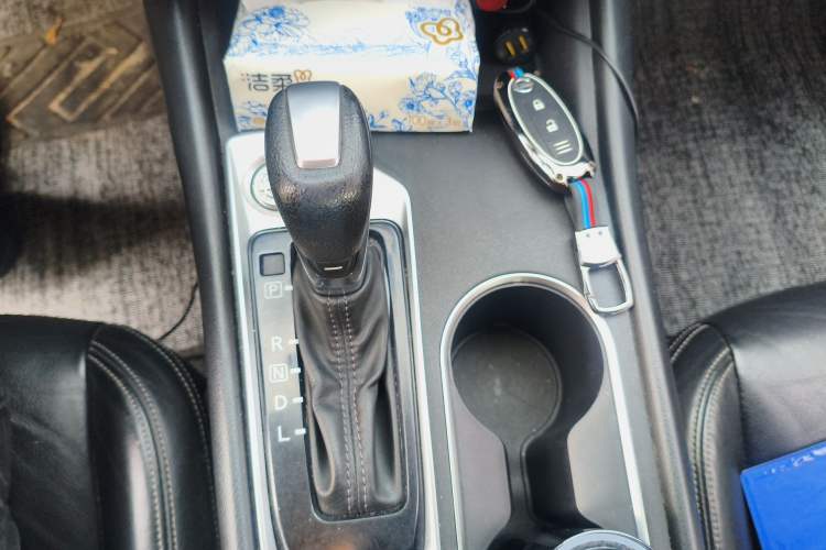 Used Nissan Teana 2019 2.0L XL Comfort Edition Gear Lever