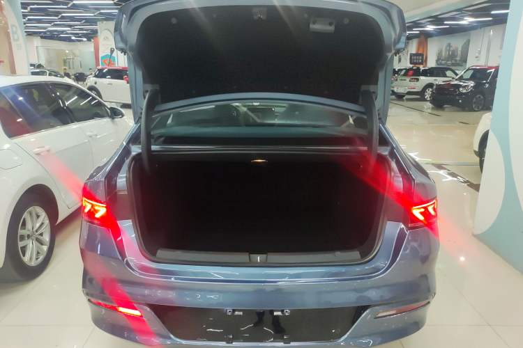 Used BYD Qin PLUS 2024 HONOR Edition DM-i 120KM Beyond Model