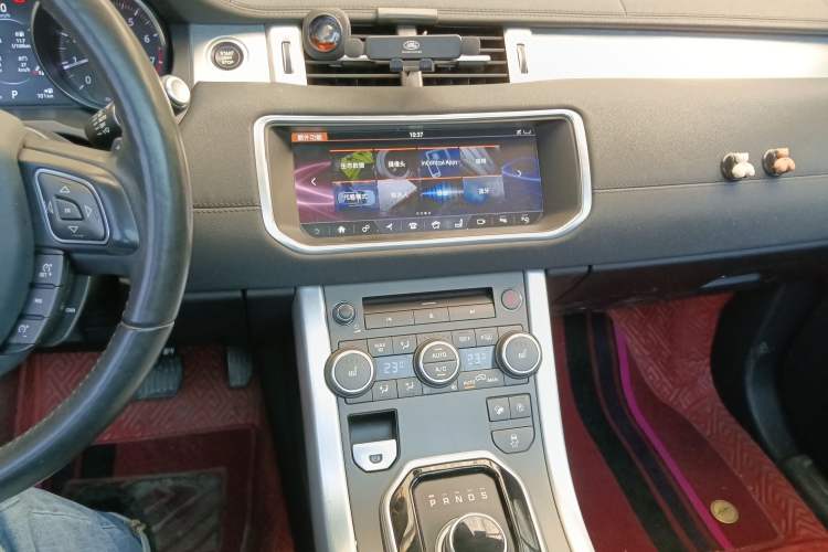 Used Land Rover Range Evoque 2018 240 PS SE Smart Brilliance Edition
