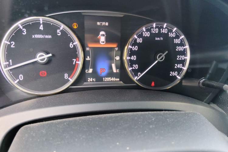 Used Honda Spirior 2015 2.4L Prestige Edition Odometer Close Up