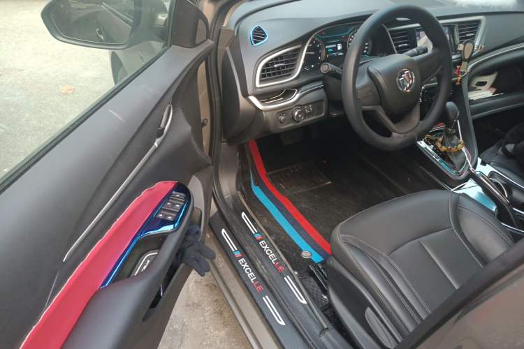 Used Buick GT 2021 1.3T Automatic Mild Hybrid Elite Version Driver Seat