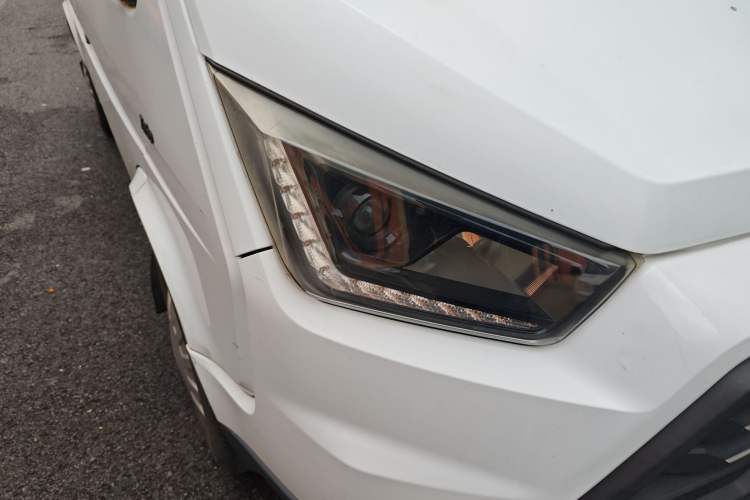 Used JMC Transit 2017 2.8T Commercial Version Short Wheelbase Mid-Roof 6/7/8-Seater JX493