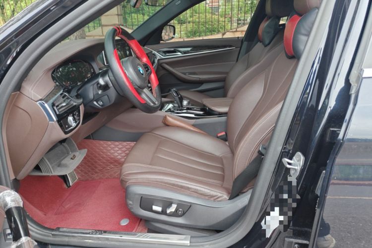 Used BMW 5 Series 2020 525Li M Sport Package Left Front Seat