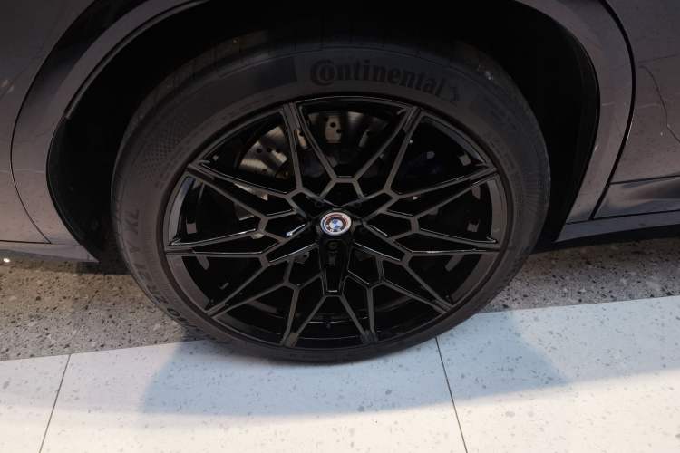 Used BMW X4 M 2022 X4 M Competition Edition Right Rear Wheel Hub