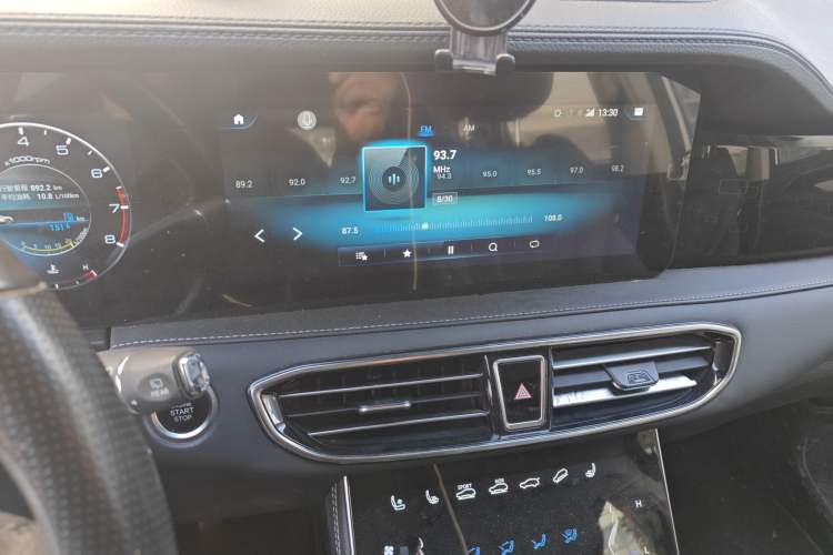 Used JETOUR X90 2020 1.6T DCT Shadow Luxury Edition 6-Seater
