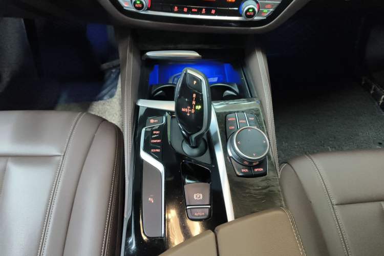 Used BMW 5 Series 2020 525Li M Sport Package Gear Lever