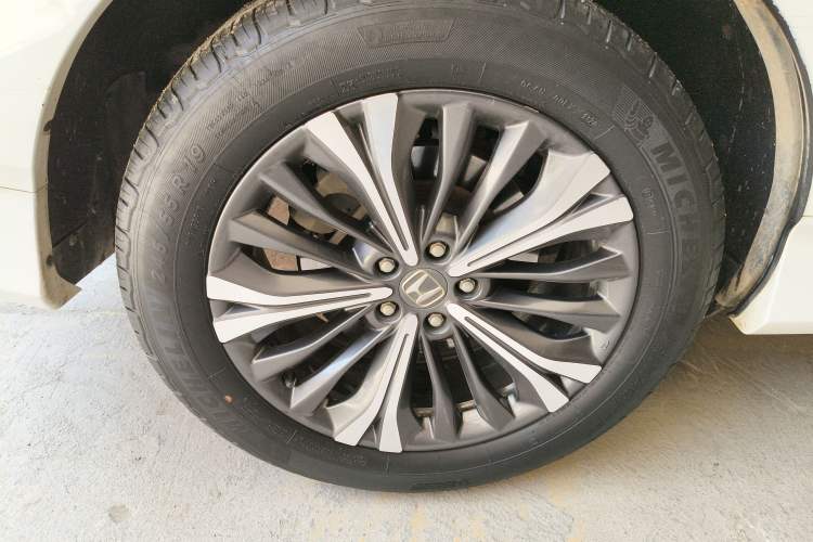 Used Honda UR-V 2020 370TURBO Two-Wheel Drive Luxury Edition
